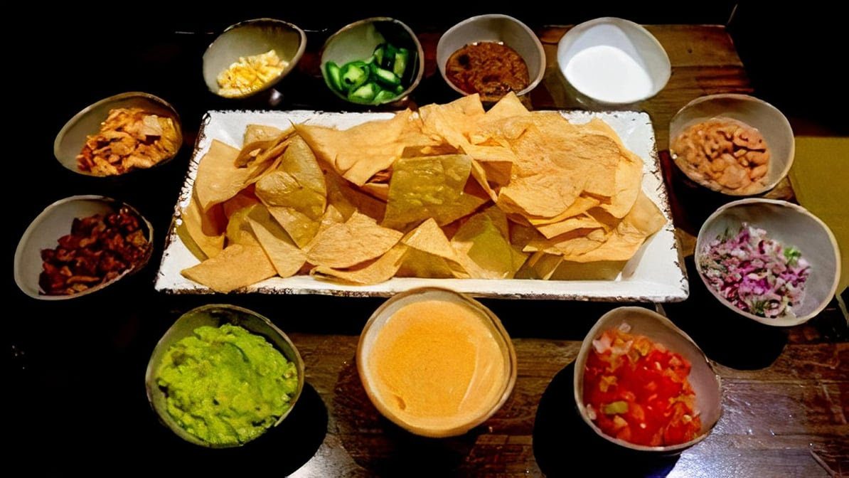 Amuleto Mexican Table by null