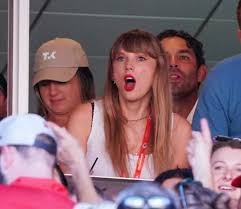 Celebrity pornalikes taylor swift looks like jana jordan jpg x Taylor swift look alike