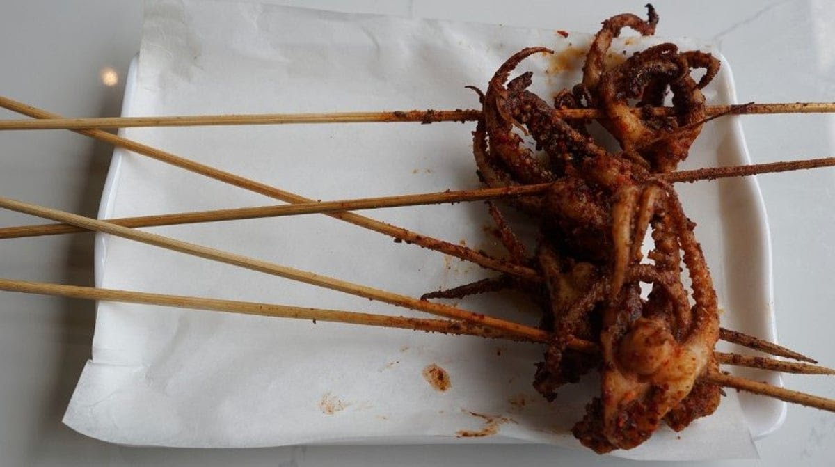 CHEF XIONG KITCHEN 川香園鉄木真 by null