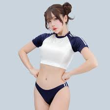 ブルマ|公式]メーカー直営 ドラゴンボール モバイルバッテリー ブルマ | キャラクター,ドラゴンボール | SMALL PLANET ONLINE