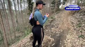 Videos porno de mujeres follando con animales sexo con bestias jpg x Teniendo sexo con animales