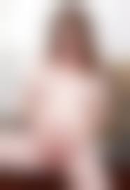 mature nues|Une Femme Mature Nue et Sexy dévoile sa beauté troublante