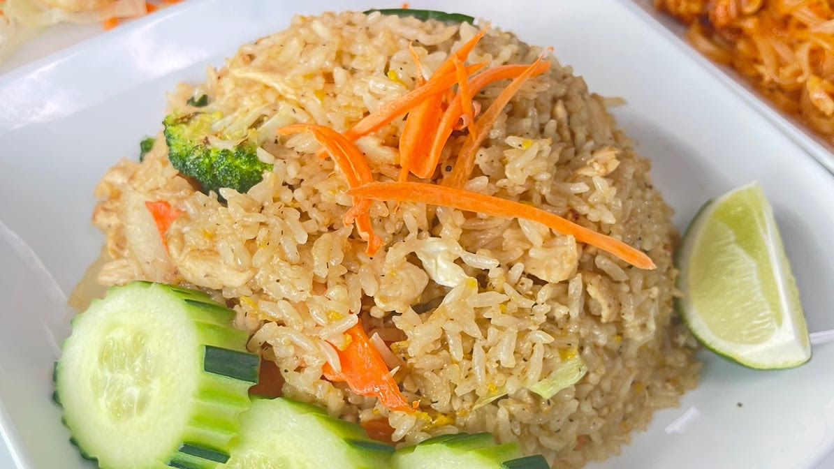 Liang's Thai Food by null