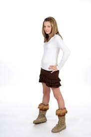 miniskirt teen|Shutterstock