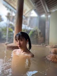  混浴 素人|混浴ドッキリ仕掛けたらジョリーはどう反応するのか？ - YouTube