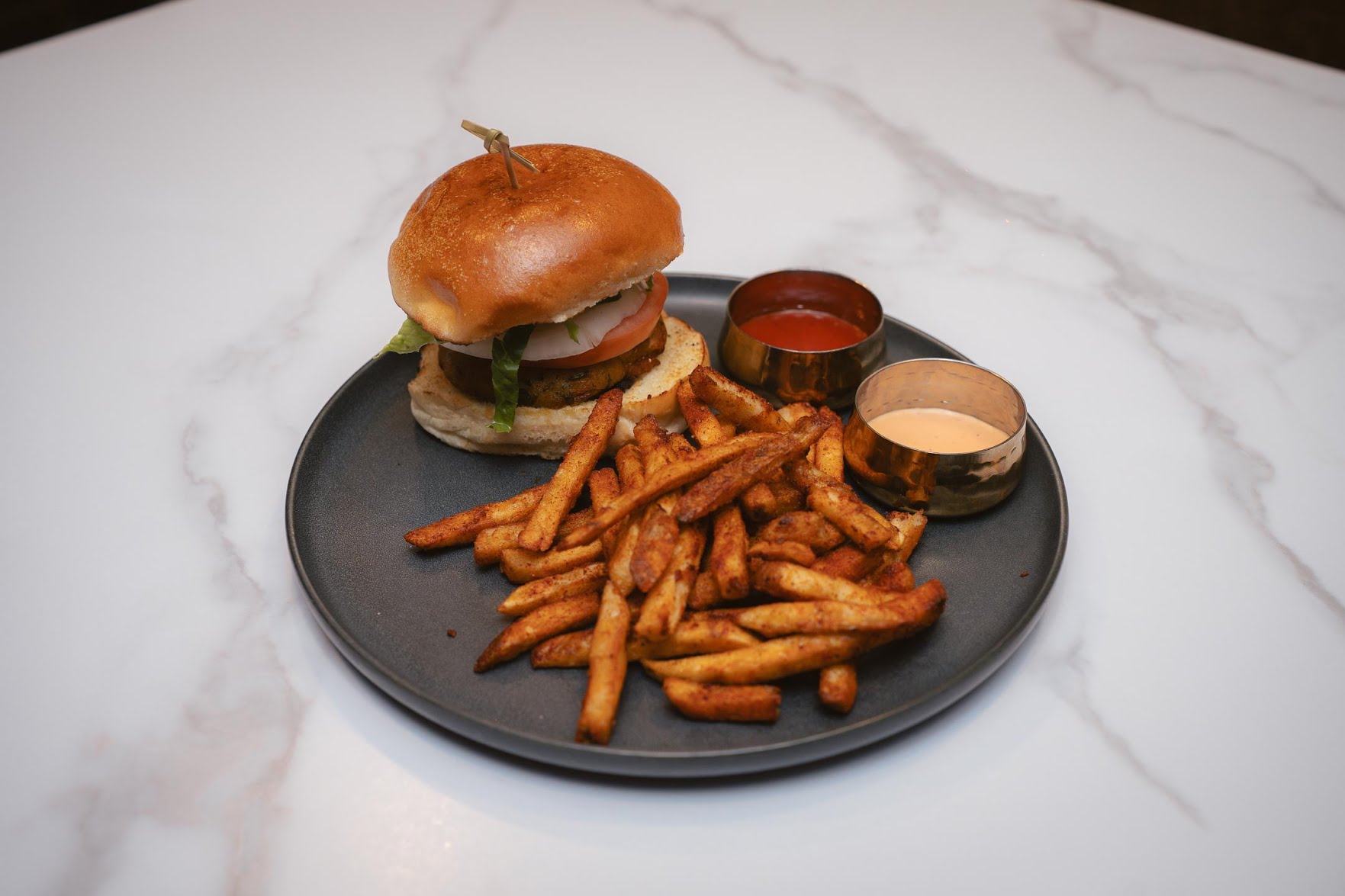 Madam Ji Ki Shaadi by null