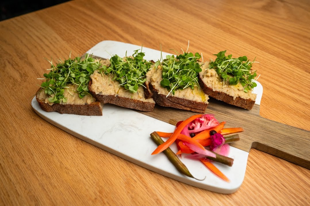 Stanley's Wet Goods by null