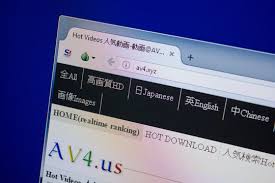 av4 us|AV4usというアダルトサイトで、児童ポルノかどうか確証のない動画... - Yahoo!知恵袋