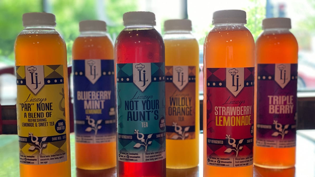 Lizzy J Cafe by null