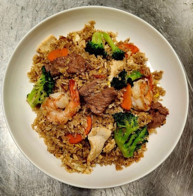 Thai American Bistro by null