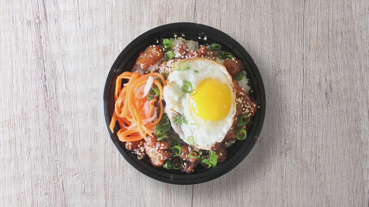 Phở Hòa + Jazen Tea (Weller) by null