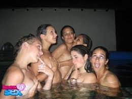 Easaatbaaaaaa pnejcznd wqlztdm jpg x Amateur teen pool group