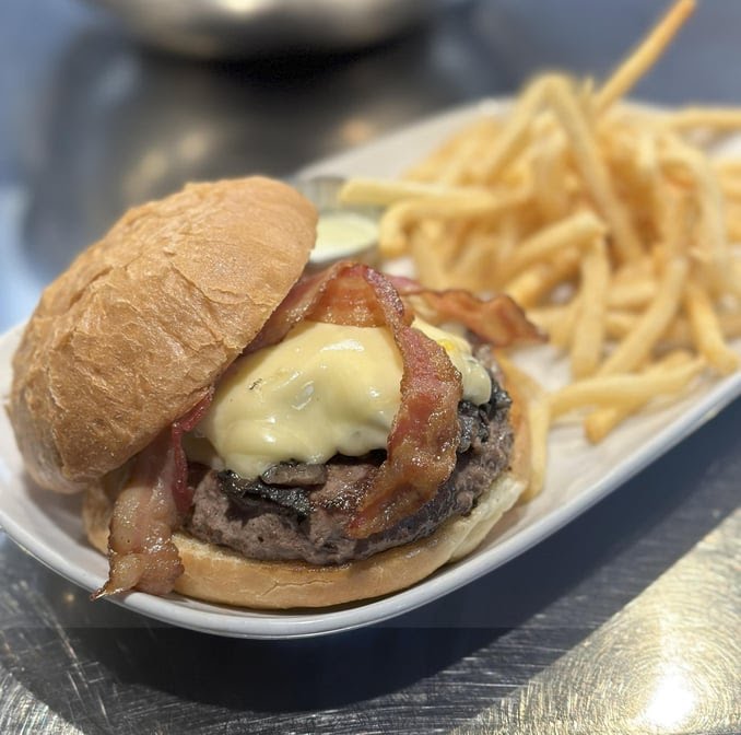 Zig Zag Smokin' Burger by null