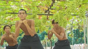 女子小学生 上半身 裸|学校の健康診断で上半身裸】国が『子供の気持ちに配慮を』と通知  医師は「着衣でも診察に問題ない」ただ、学校医にもつらい事情あり「胸を見せずに診察できる最新機器欲しいが予算が、、、」〈カンテレNEWS〉 -  YouTube