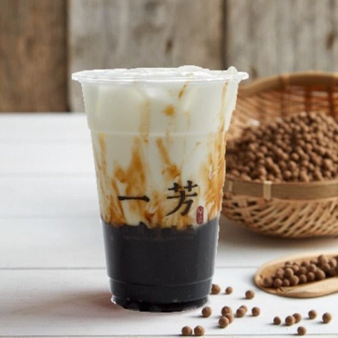 Yifang Taiwan Fruit Tea by null