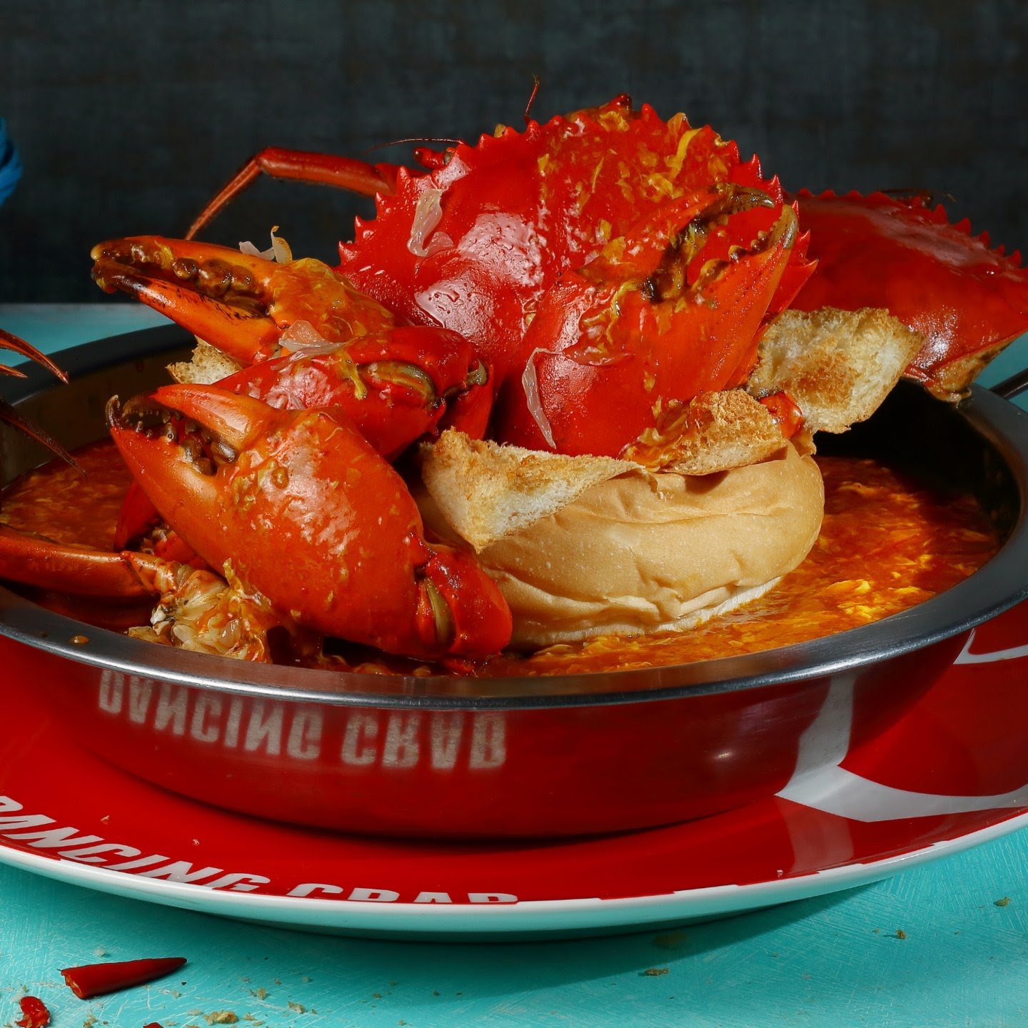 Dancing Crab (VivoCity) by null