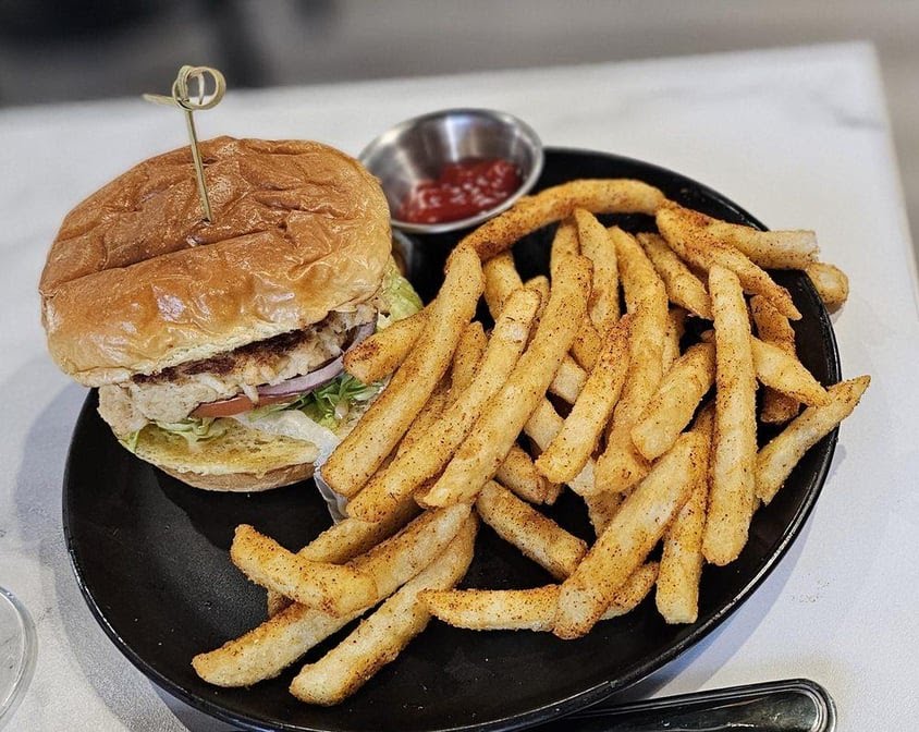 Marley's Bar & Grill by null