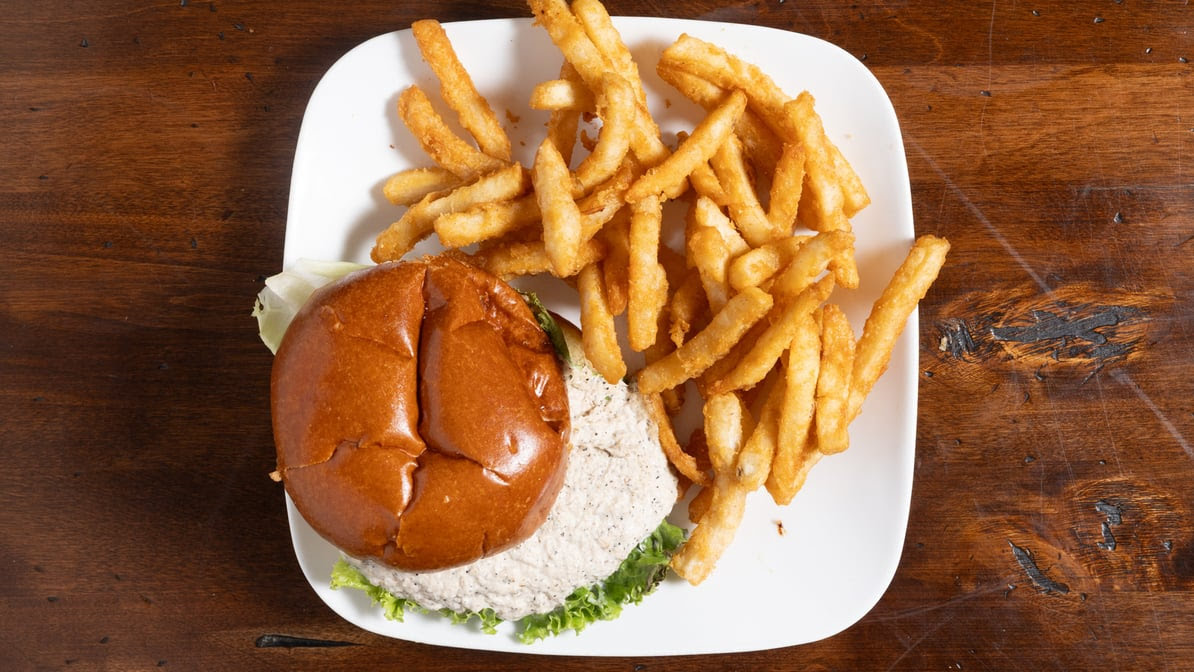 Harry’s All American Breakfast Restaurant in Boston by null