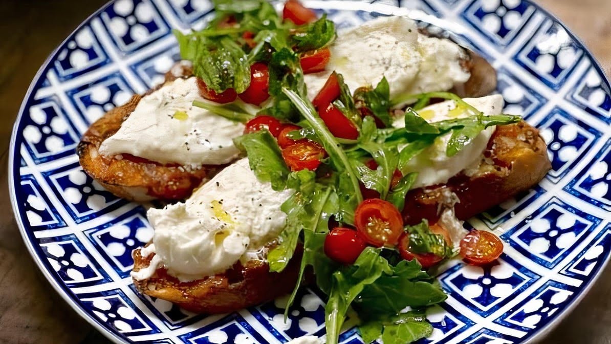 Melo's Italian Table by null