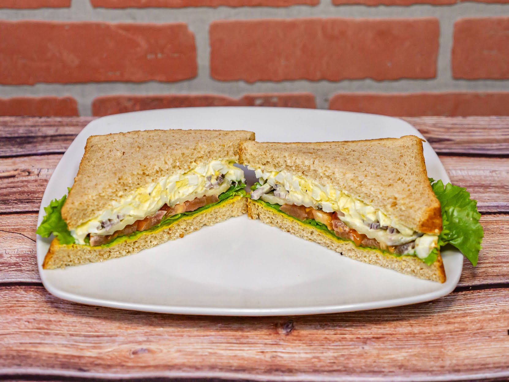 Wally's Liquor & Deli by null