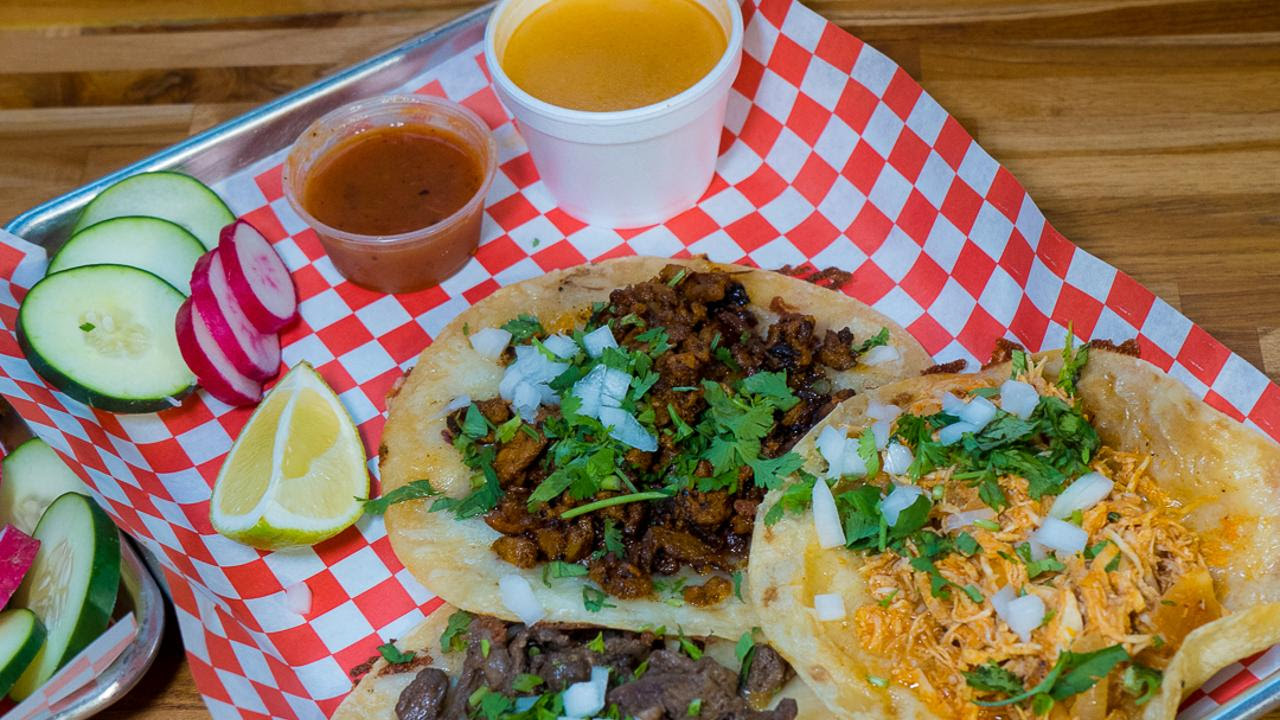 La Taquiza Street Tacos by null