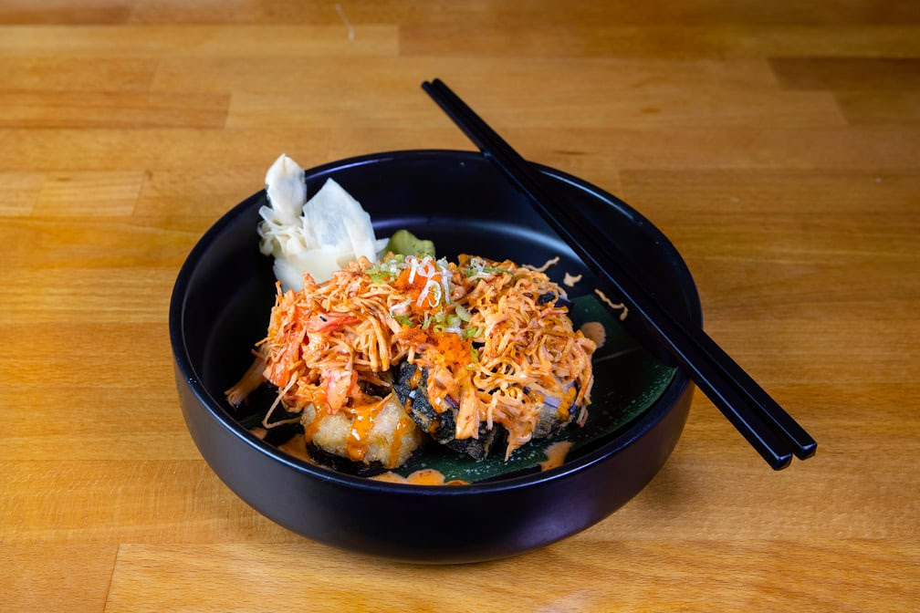 Fuku sushi by null