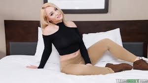 Amateur teens first time on camera jpg x First time on cam