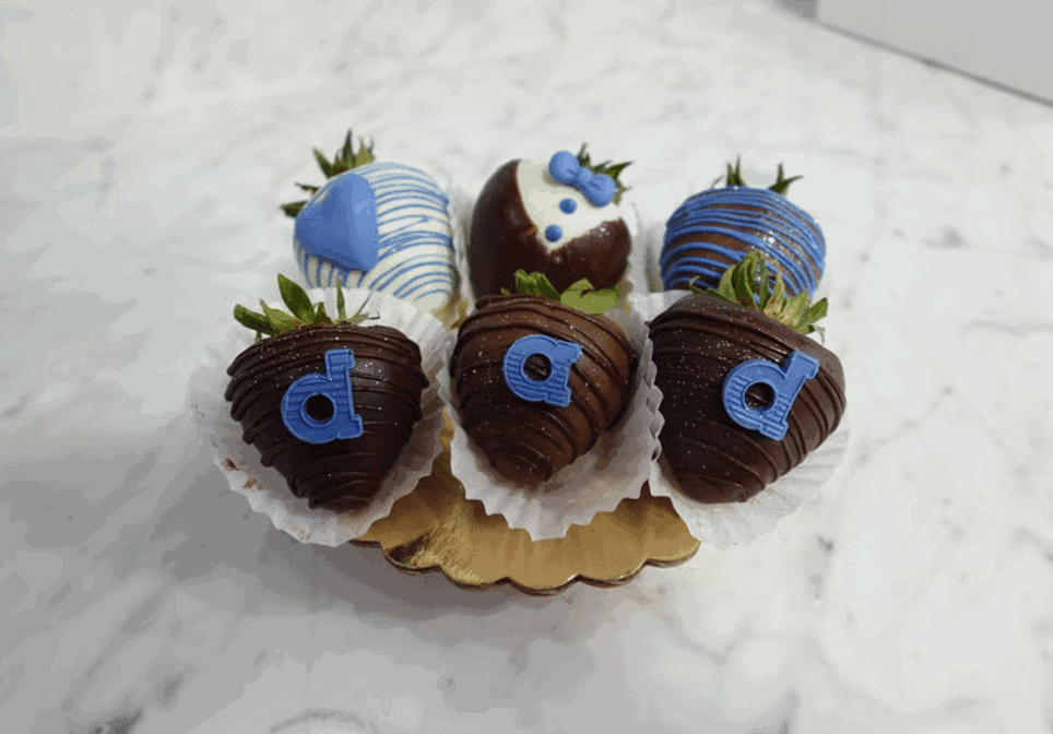 The Mayflower Bakery (La Flor De Mayo Bakery) by null