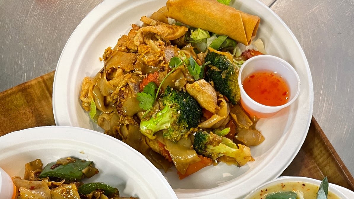 Mana Thai Cafe by null