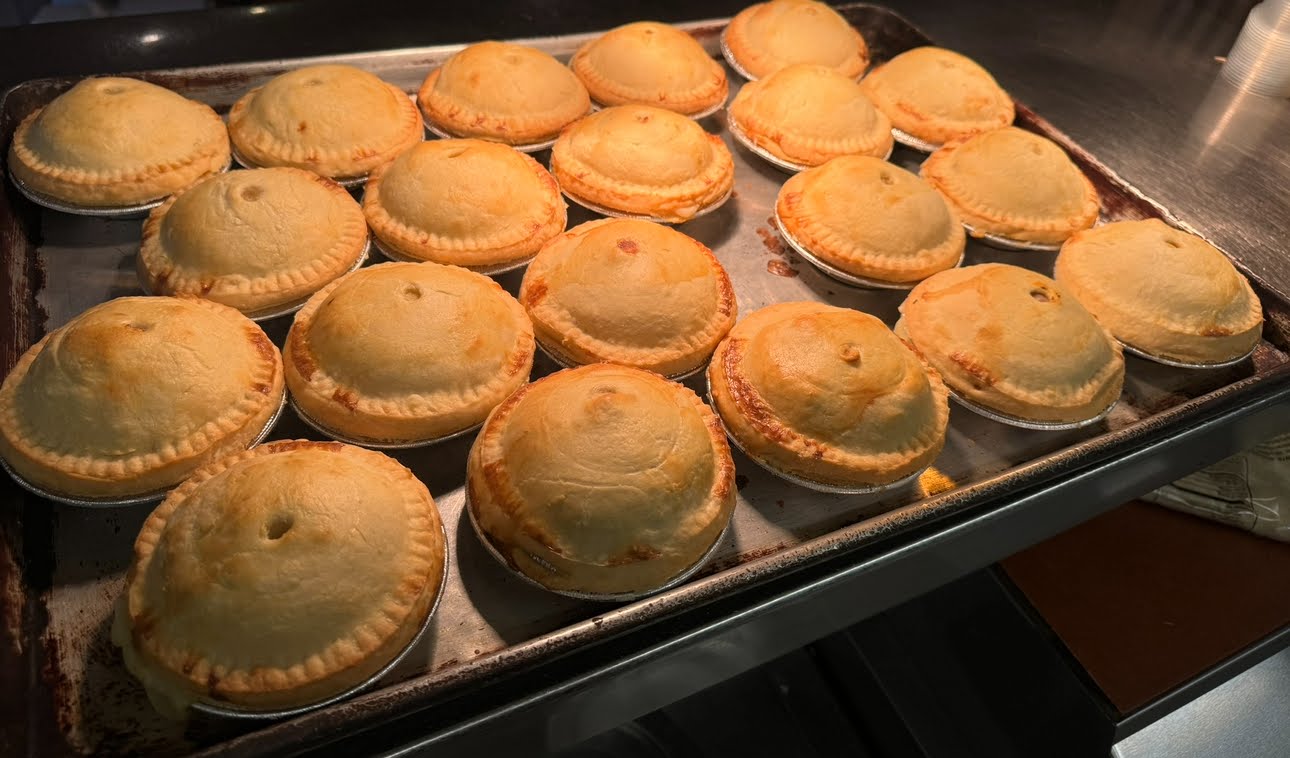 Moffett's Family Restaurant & Chicken Pie Shoppe by null