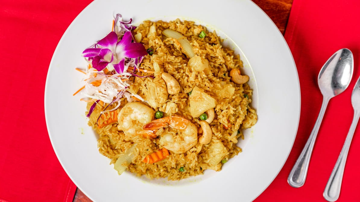 Rum Thai Bistro by null