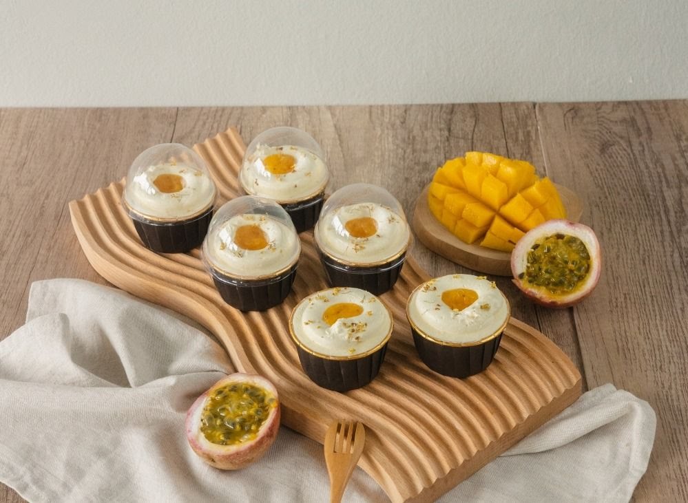 Delcie's Desserts and Cakes by null