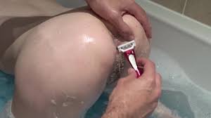 Shaving pussy jpg x Shaving pussy