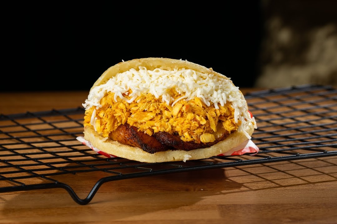 Dulce Tropical Restaurant & Café by null