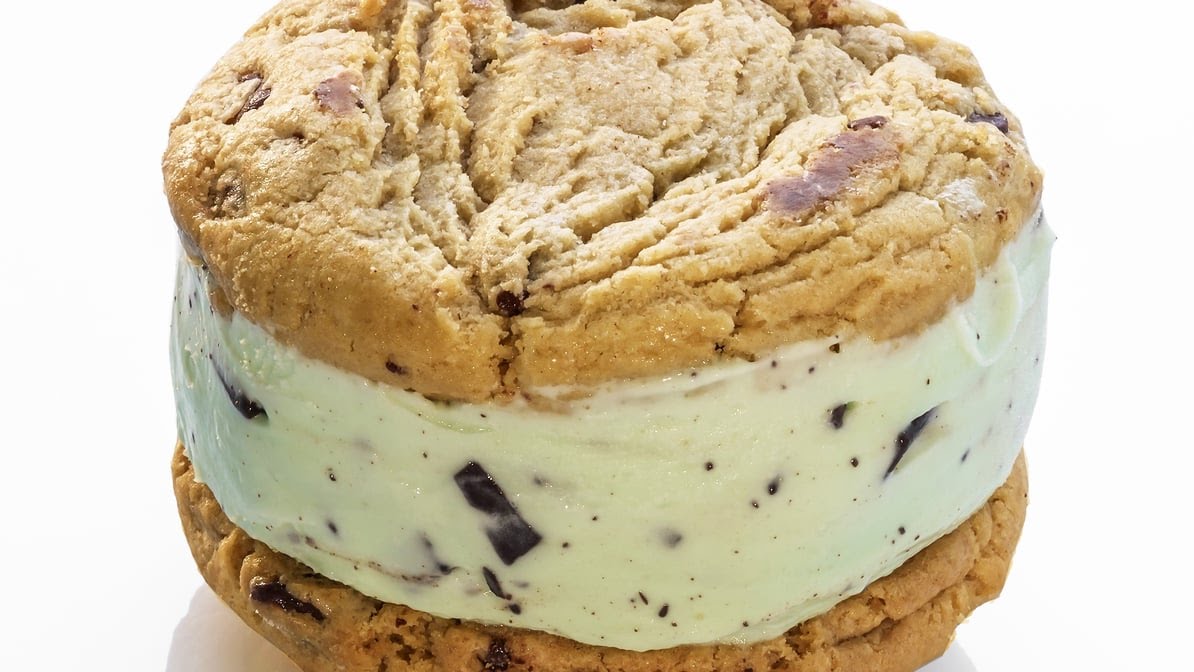 Mary's Mountain Cookies by null