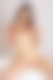 Showy beauty laura i nude|Laura Striptease Outdoor By Showy Beauty nude pictures at ErosBerry.com