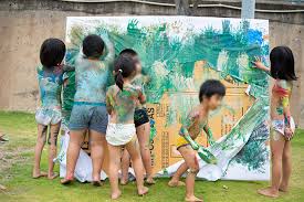 幼稚園　ボディーペイント|ボディペインティング・泥んこ遊び - 園生幼稚園のブログ