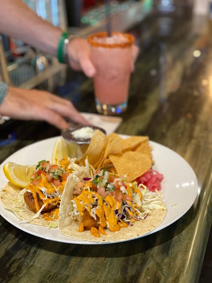 Patrick Molloys by null