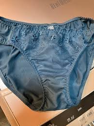 妻の下着姿　画像|幼い頃、隣に住んでいた若奥さん。