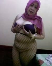 Bokep indo tante hijab jpg x Tante hijab