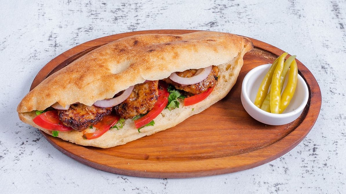 Fresco Pizza Shawarma by null