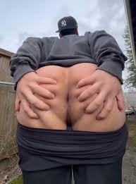 Pretty teens show off their amazing ass jpg x Ass showing off