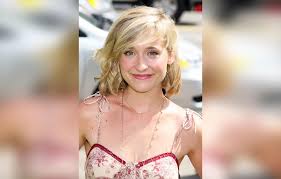 Allison mack awaits prison sentencing crimes nxivm keith raniere sex cult plead guilty feature jpg x Allison mack