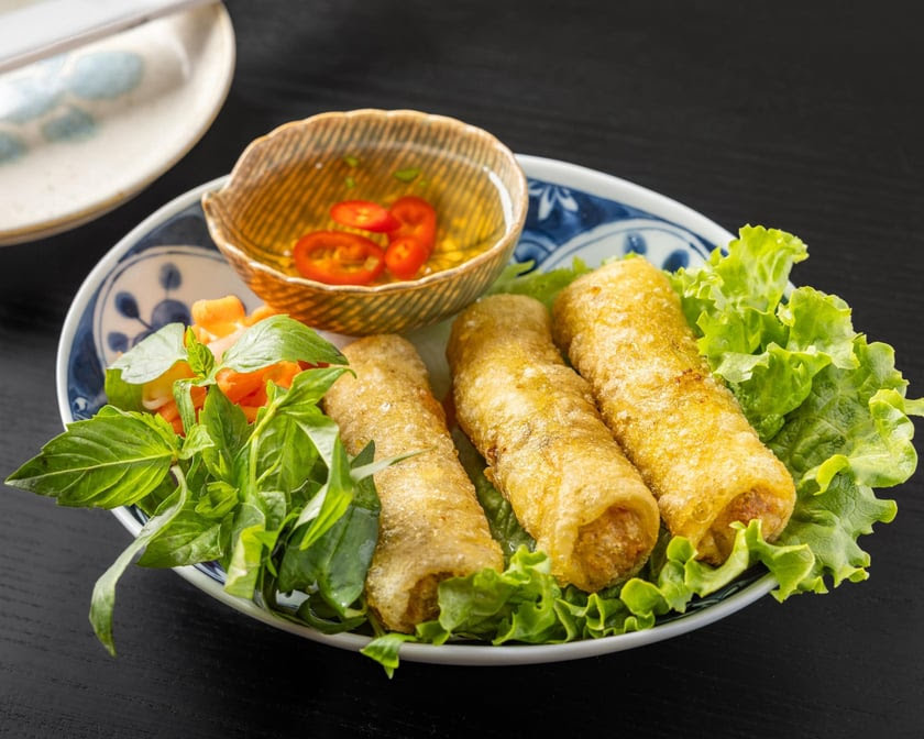 Ly Ly Vietnam Cookhouse by null