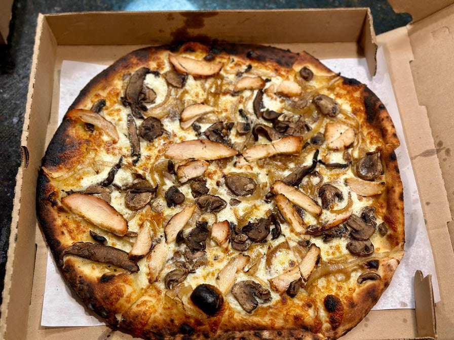 Max and Leo's Pizza Newton by null