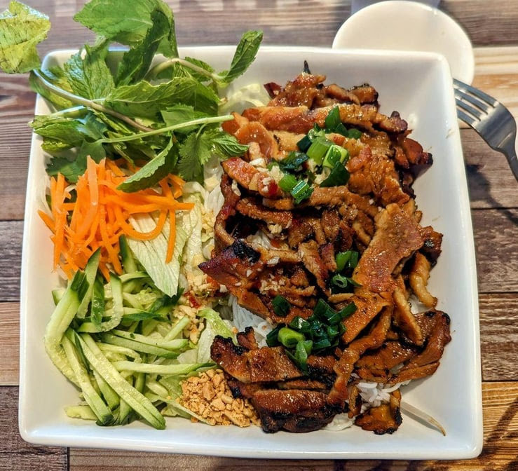 Pho Ha by null