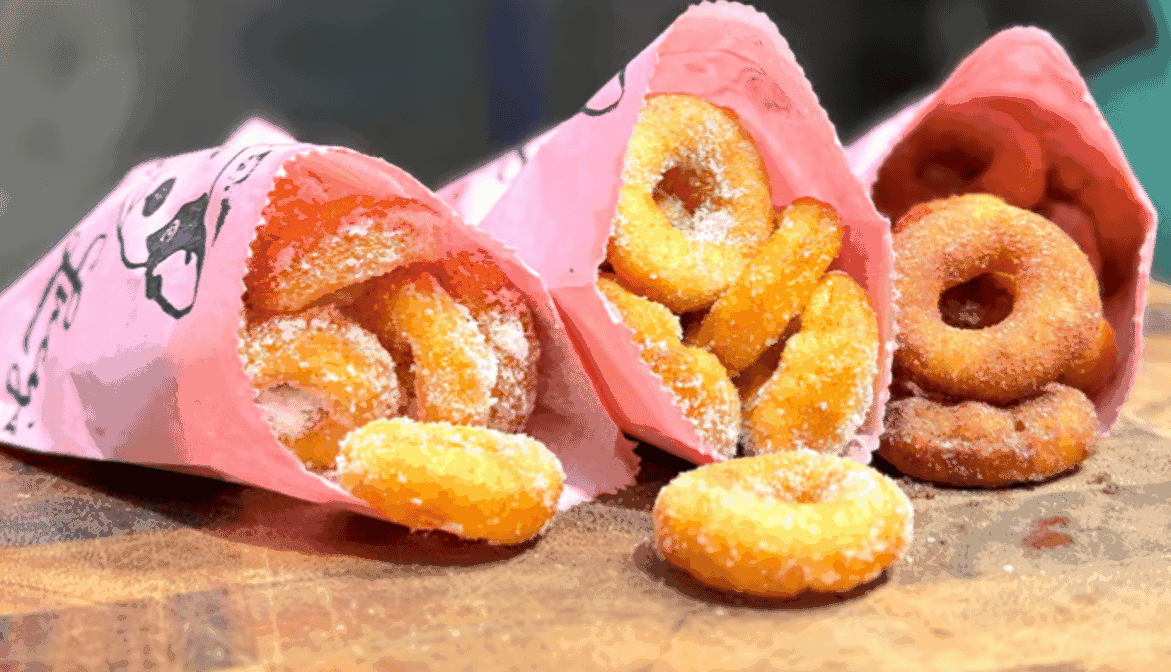 Little Lucy's by null