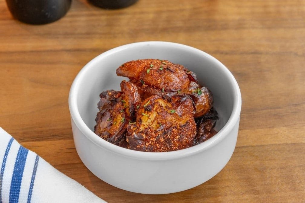 DISTRICT Diner • All Day Delicious by null