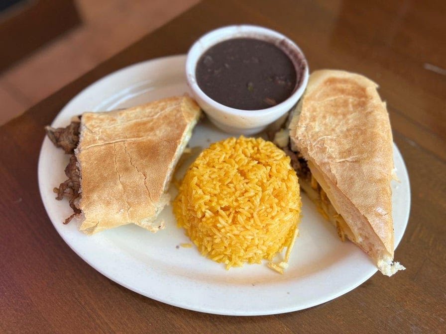 Papi's Cuban & Caribbean Grill by null