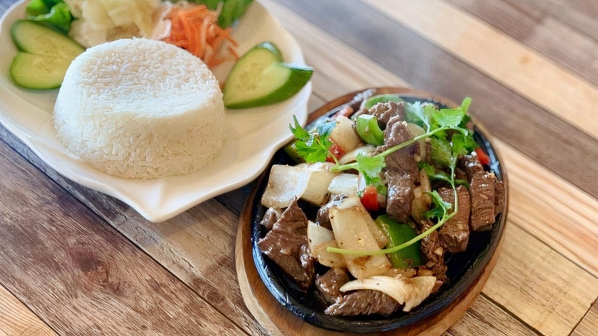 Pho Ha by null